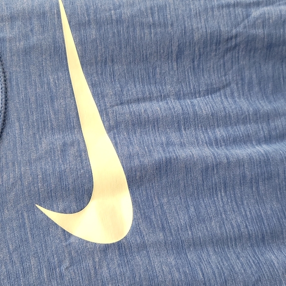 Nike dri fit t-shirt - Picture 4 of 4